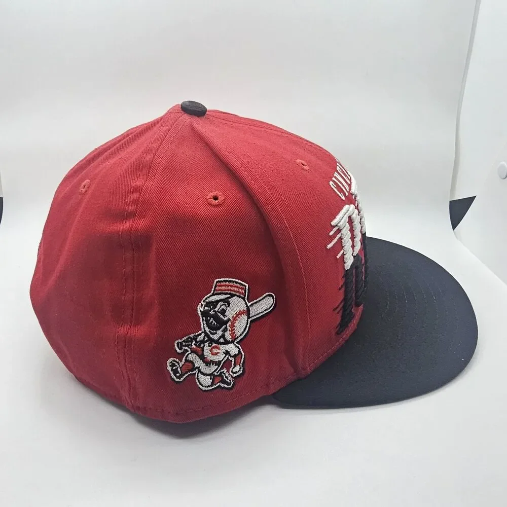 Rare Cincinnati Reds New Era 9fifty Snapback Spellout